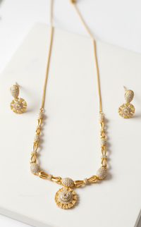 Heritage Gold Necklace Set