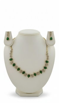 Emerald Grace Floral Necklace Set
